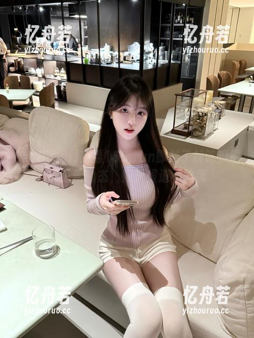 166.run 观看166.run即刻了解吃瓜圈的最新动态,娱乐报道不缺席