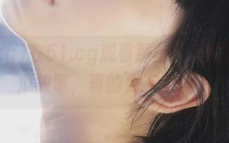 在51.cg观看那些令人捧腹的吃瓜故事,真的太有趣了!