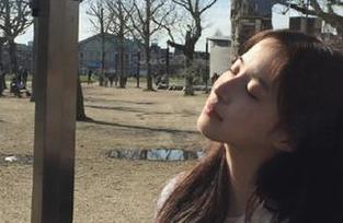 “51吃瓜网下载”:关注热点,直达资讯第一手,真不容错过!