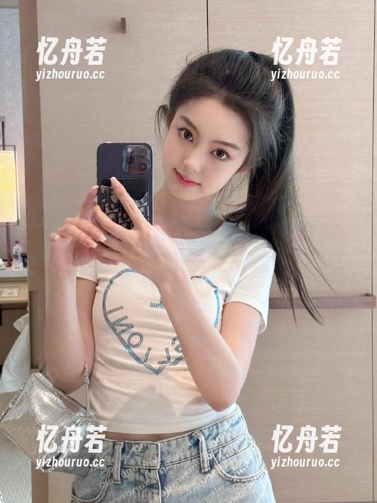 51每日吃瓜 51每日吃瓜必吃大瓜下载,和小姐妹一起分享精彩内容吧!