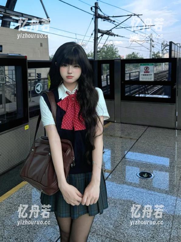 91吃瓜中心 91吃瓜中心邀你免费观看最热吃瓜话题,轻松掌握娱乐资讯!