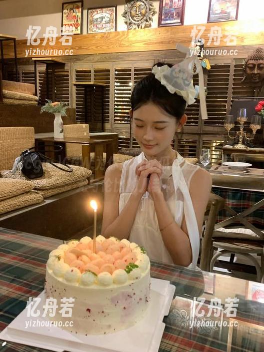 cgw CGW为你打开吃瓜传送门,享受无与伦比的八卦体验