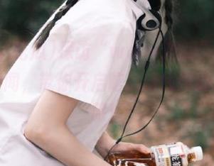 探访“www.吃瓜”,直达热门新闻,带你开启吃瓜新线路的精彩之旅!