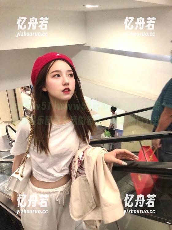 www51 www51吃瓜类app:连接你与娱乐圈夜生活的桥梁,畅享热门八卦