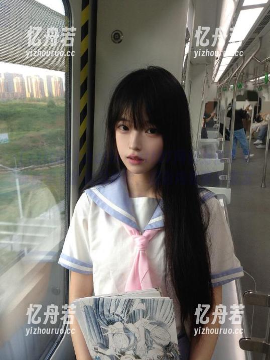 zztt87 static zztt87网站为你带来前所未有的吃瓜体验,精彩内容等你来发现!