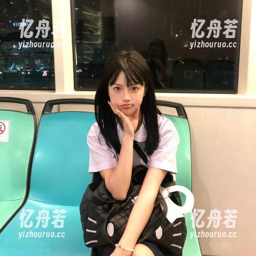 五一吃瓜 了解最新“五一吃瓜官网网页版”:一起揭秘吃瓜背后的奇闻异事!