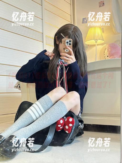 吃瓜91 吃瓜91大神教你如何在这个网站上下载最热的八卦内容,别再错过了!