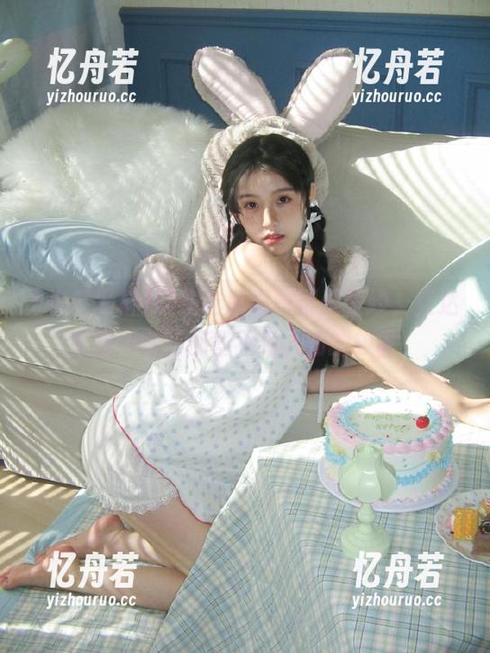 吃瓜爆料 网红吃瓜爆料揭开面纱,直达粉丝心中的那些不为人知的故事!