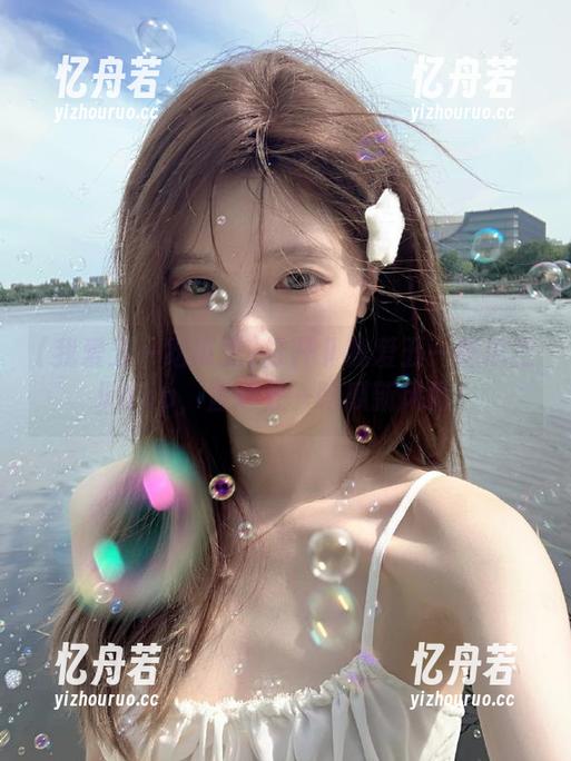 我爱五一吃瓜王 打开卩我爱五一吃瓜王卩app,直达五一吃瓜新风尚!