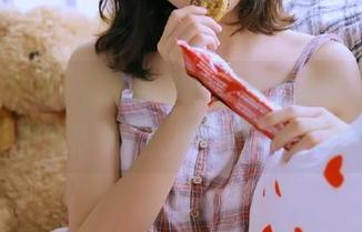 登陆扒哥黑料官方入口：首页观看各种热门黑料，保障吃瓜快乐不断！