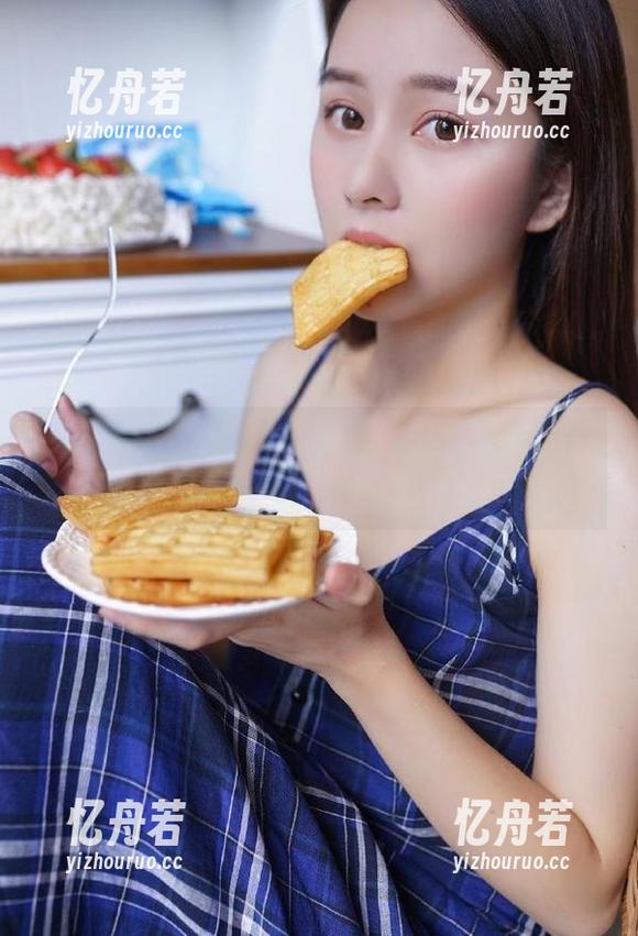 黑料正能量 打开91黑料正能量安卓APP,发现隐藏在光环下的真实故事